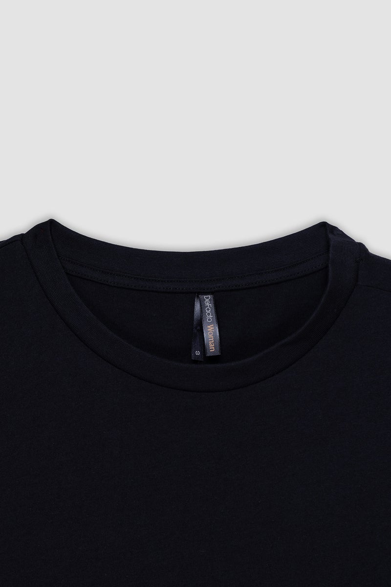 DeFacto Black Woman Regular Fit Crew Neck Short Sleeve T-Shirt Casual - Image 2