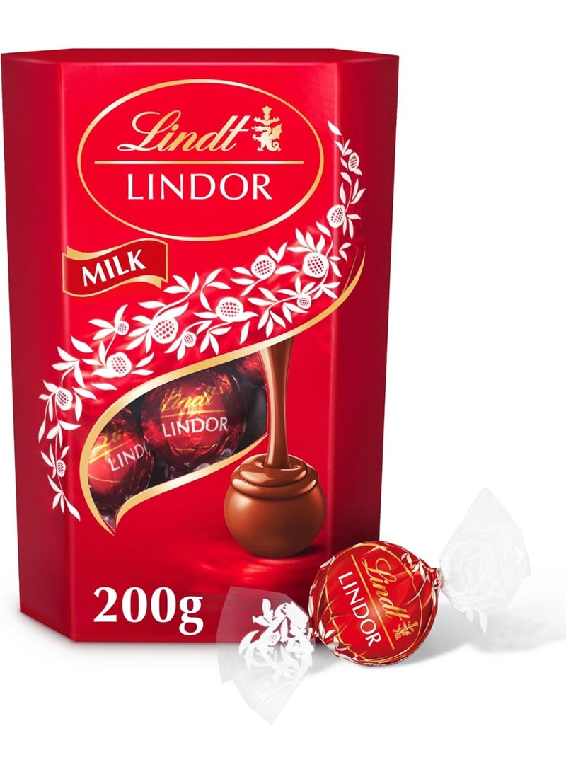 Lindt Lindor Milk Chocolate 200grams - Image 1
