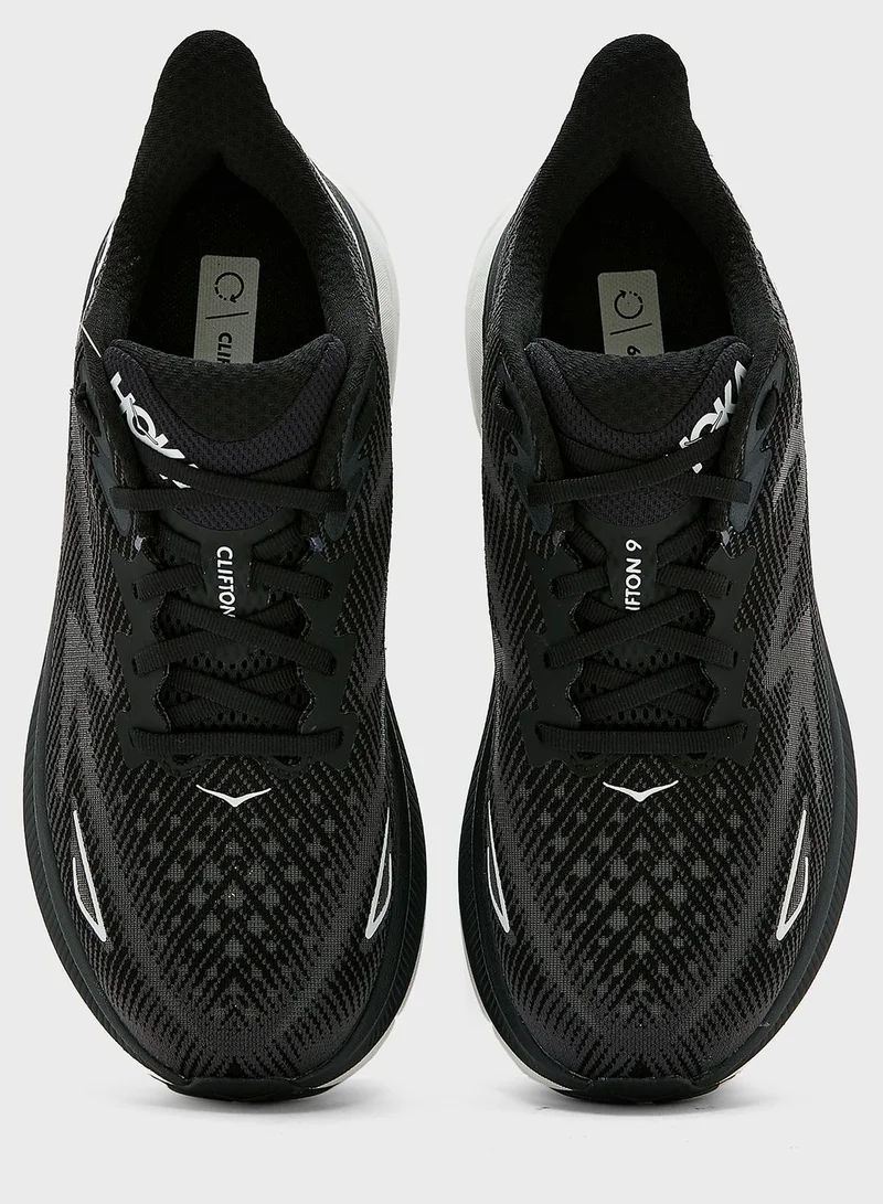 Hoka Clifton 9