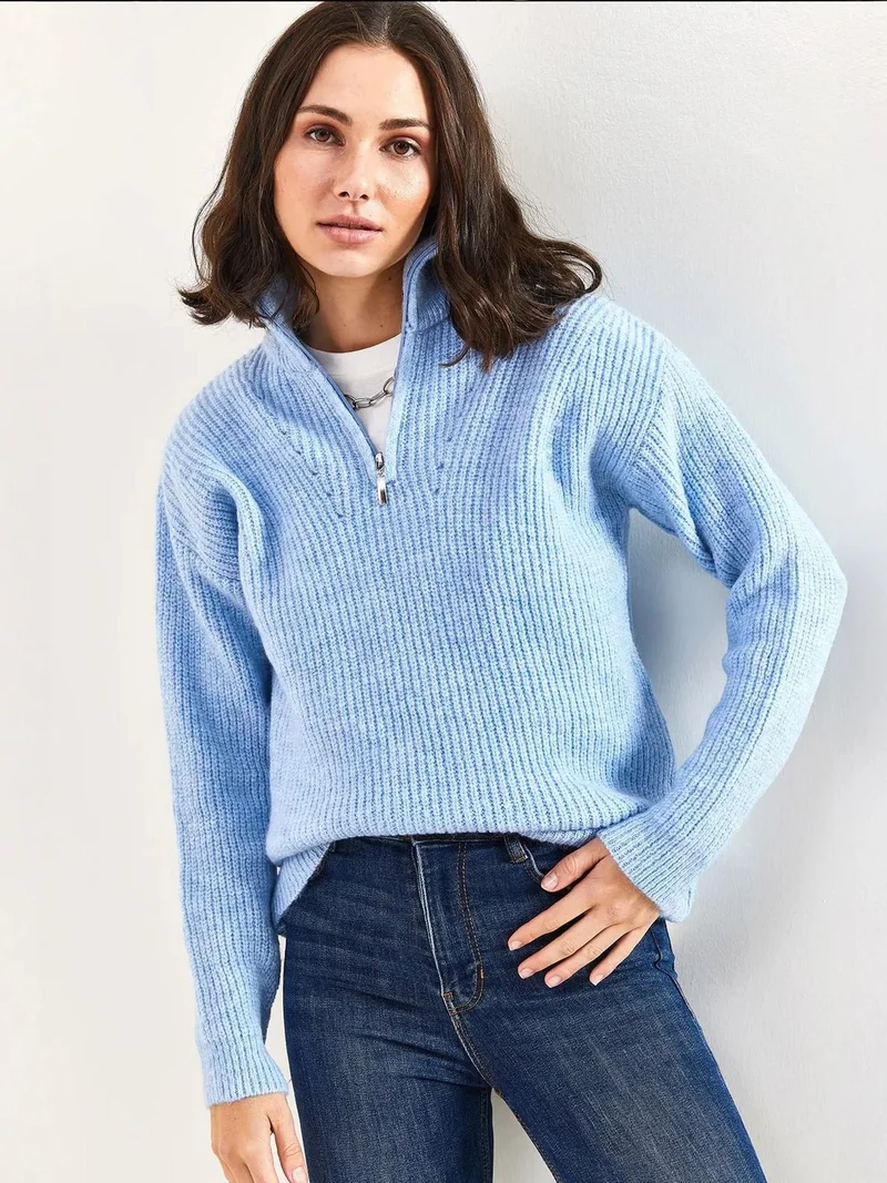 Bianco Lucci LUCCI Oversized Textured Knit Sweater with Zipper Collar