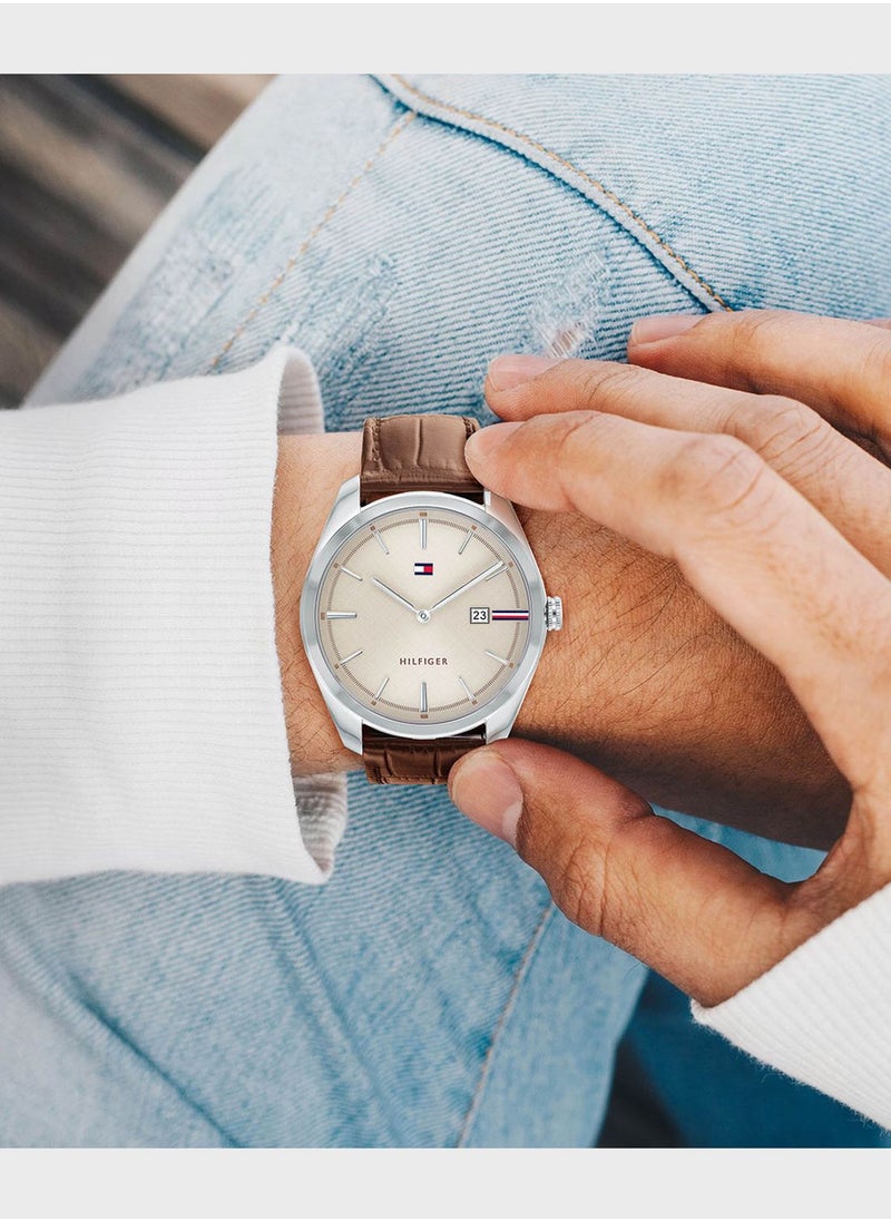 TOMMY HILFIGER Leather Strap Analog Watch  - Image 4