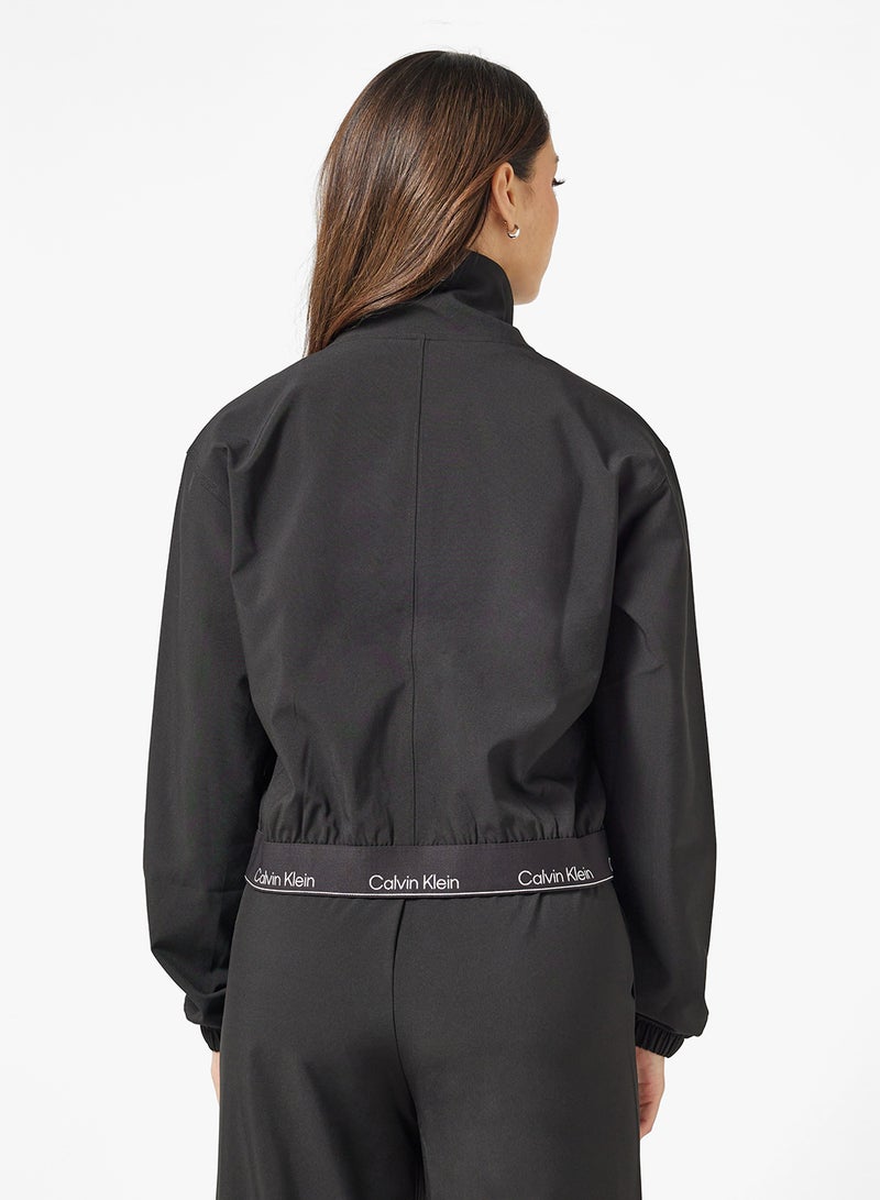 كالفن كلاين سبورت جاكيت رياضي عصري مقاوم للرياح - Image 2