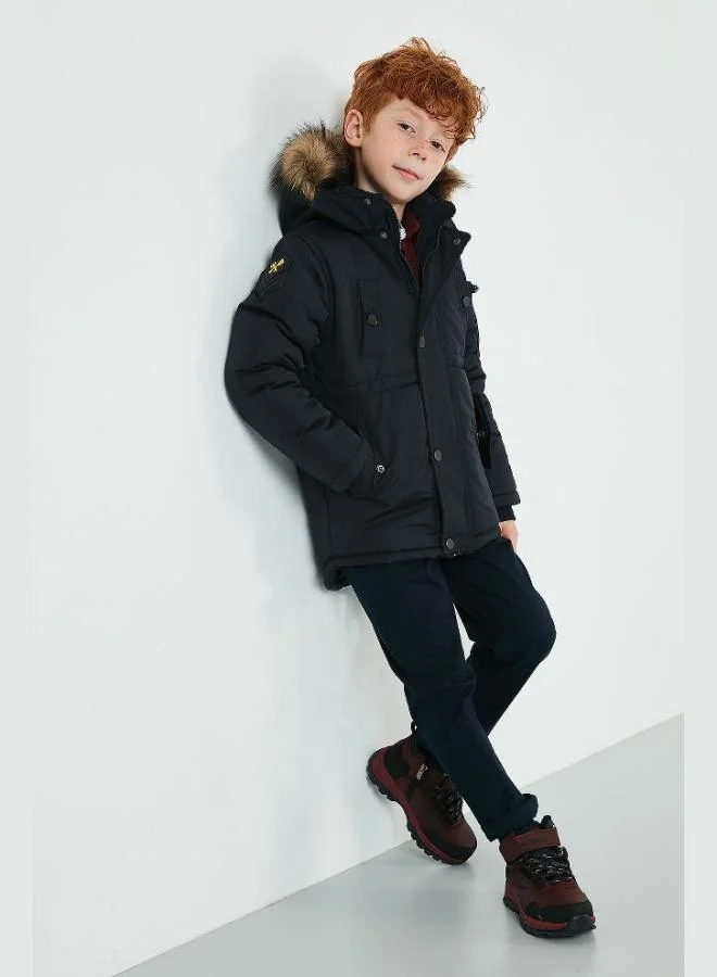 Lela Lela Collar Faux Fur Plush Lined Hooded Slim Cut Coat Boy's COAT 6031050
