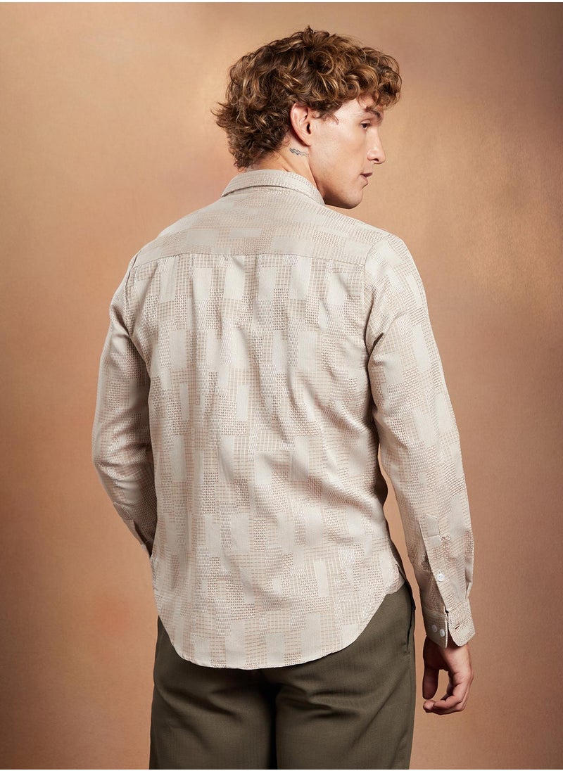 Campus Sutra Campus Sutra Men's Sand Beige Weave-Block Regular Shirt For Casual Wear | Spread Collar | Long Cuffed Sleeves | Button Closure | Shirt Crafted With Comfort Fit For Everyday Wear  - Image 5