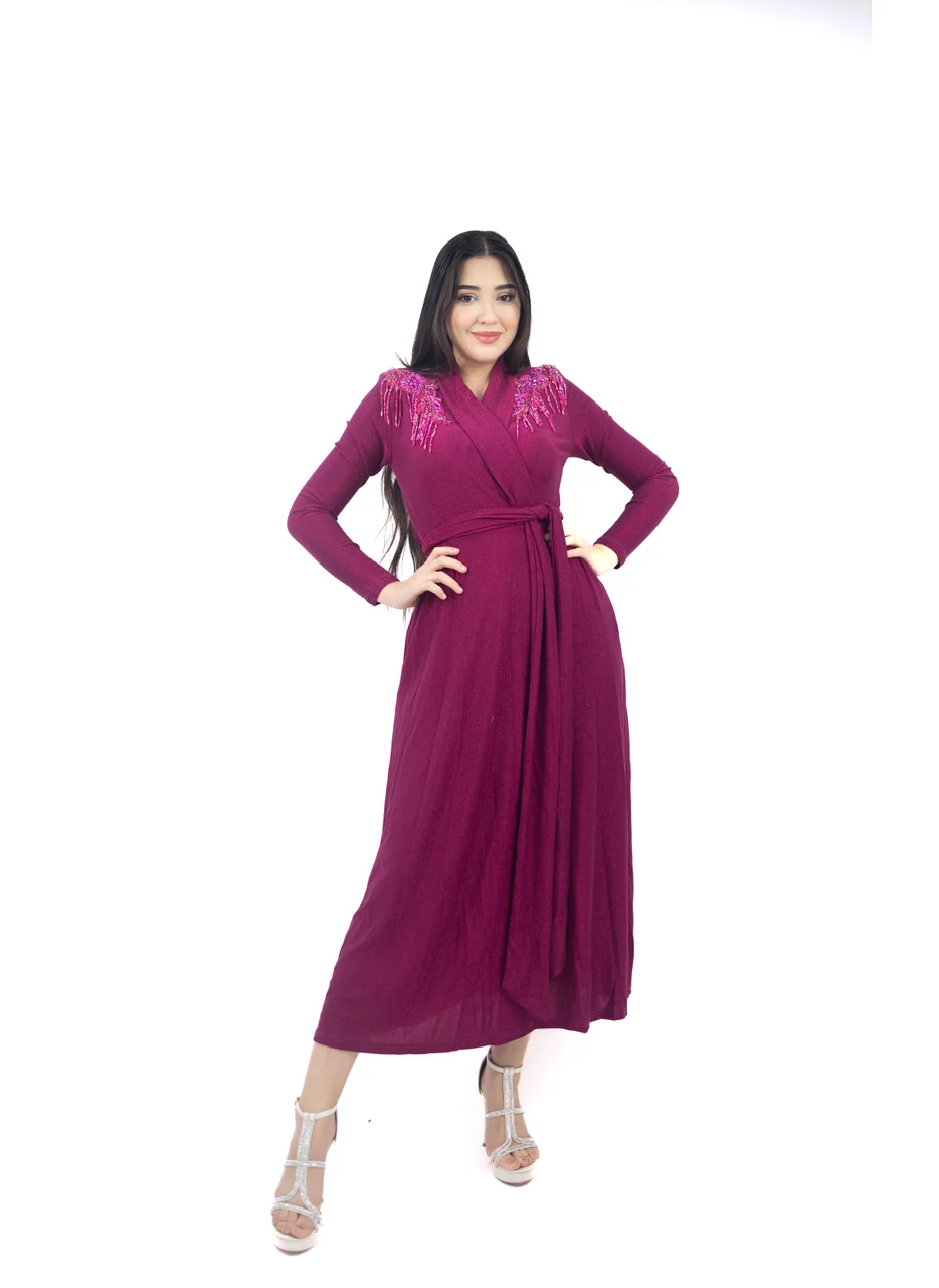 ان لاف Embroidered Crepe Dress