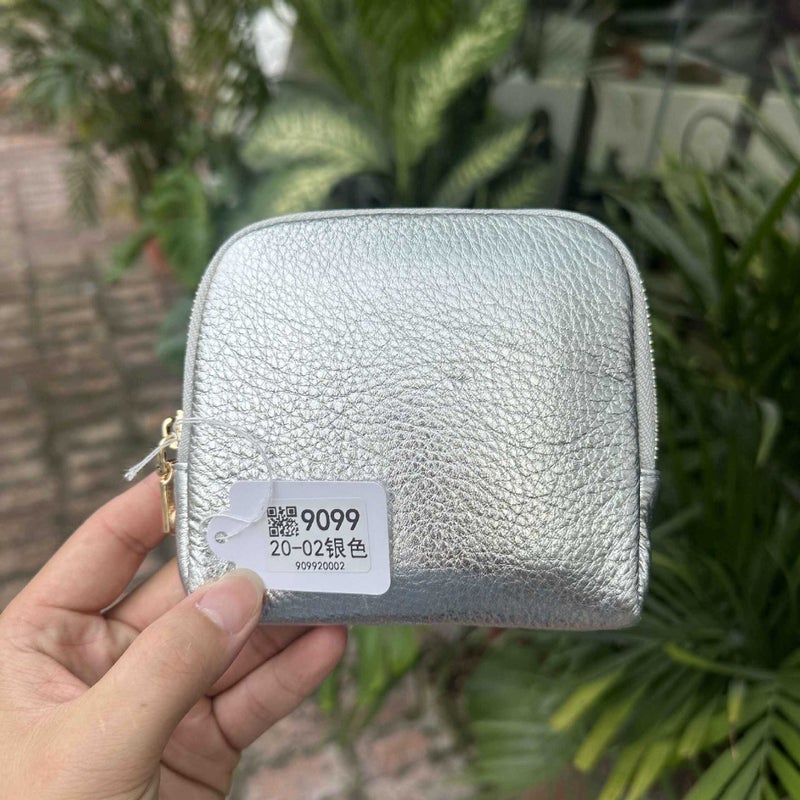Cosmetic Bag Shell Zipper Cosmetics Bag Plain Oil Wax Leather Zipper Card Holder First Layer Cowhide Jewelry Bracelet Cosmetics Bag - Image 1