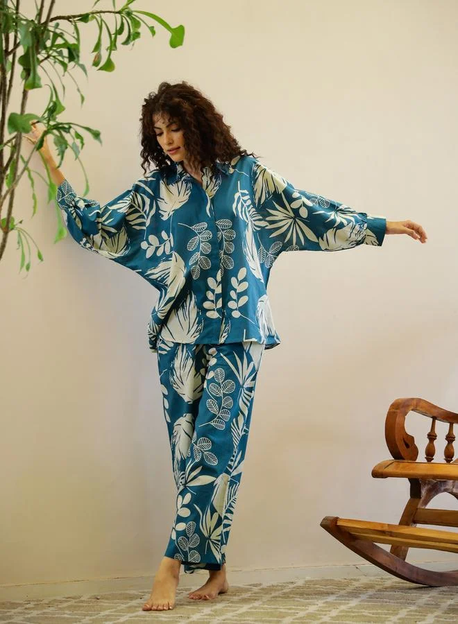 سانسكريتي هومز Sanskrutihomes Leaf Printed Pure Cotton Shirt and Pyjama Set