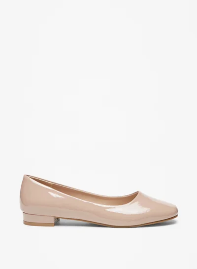 فلورا بيلا من شو إكسبرس Women Textured Slip-On Ballerina Shoes with Block Heels