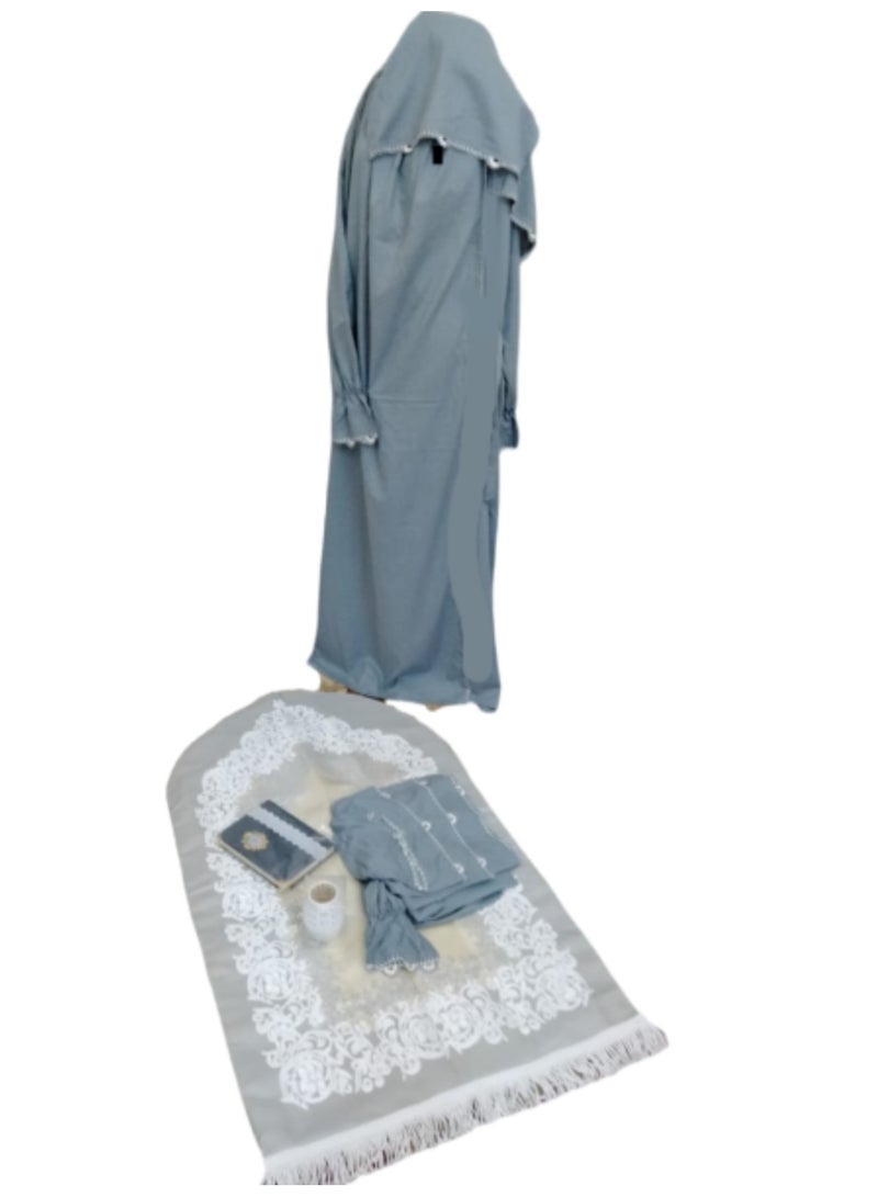 طقم هدايا 5 قطع سجادة مبطنة + مصحف + شرشف صلاة سحاب + مسبحة + مبخرة - Image 2