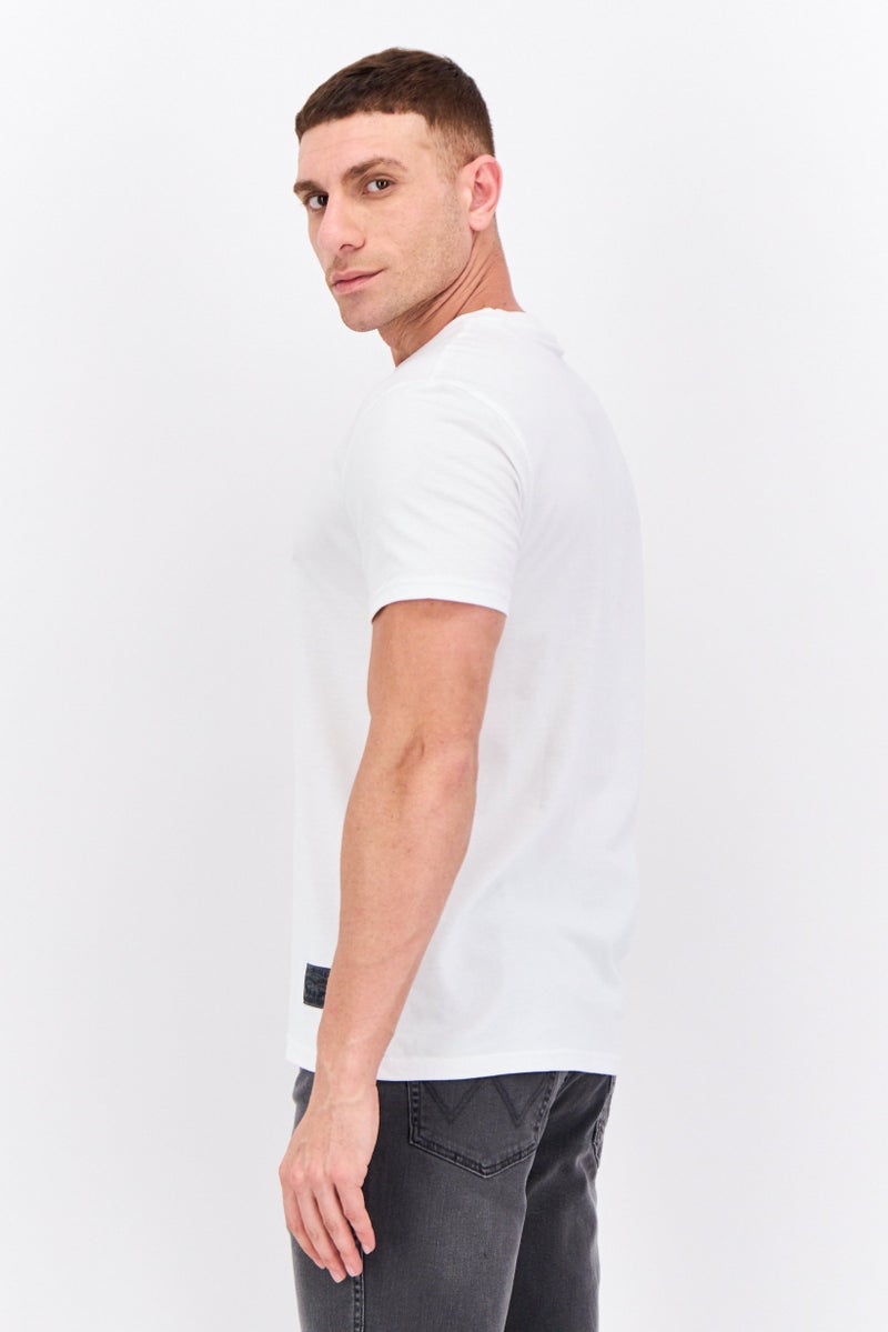 Levi's Men Crew Neck Short Sleeve Graphic T Shirt, White Combo - Image 2