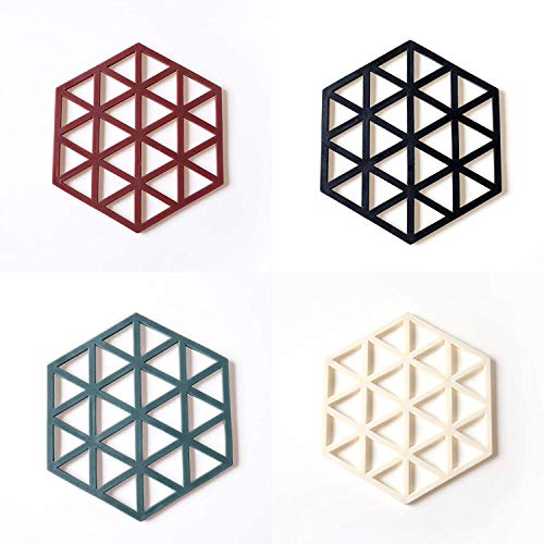 KPNG 3 Pcs PVC Anti-Hot Coaster Waterproof Hollow Placemat Coffee Tea Cup Pad Anti-Skid Nordic Style Table Mat Nordic High Temperature Anti-Slip Mat Insulation Mat (3Piece Blue Triangle) - Image 3
