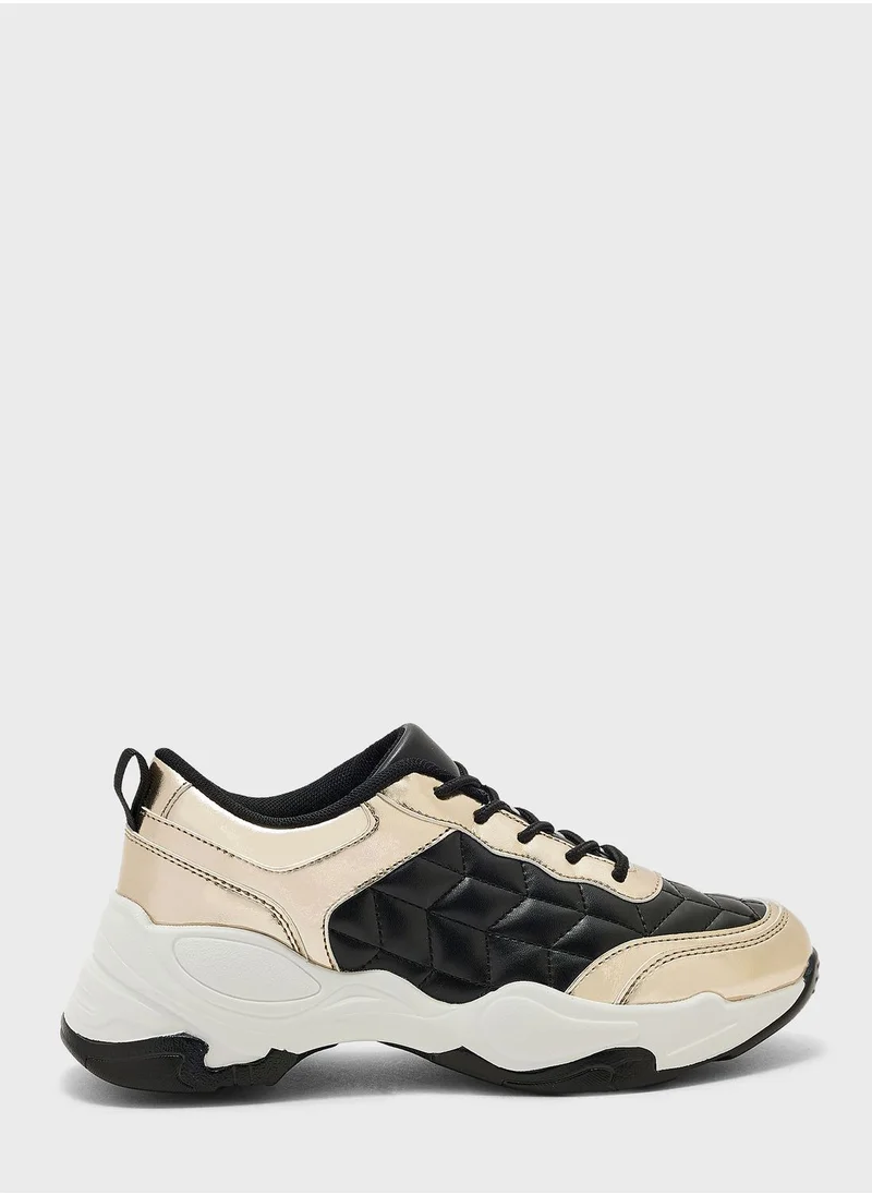 Ginger Diamond Print Metallic Detail Sneaker