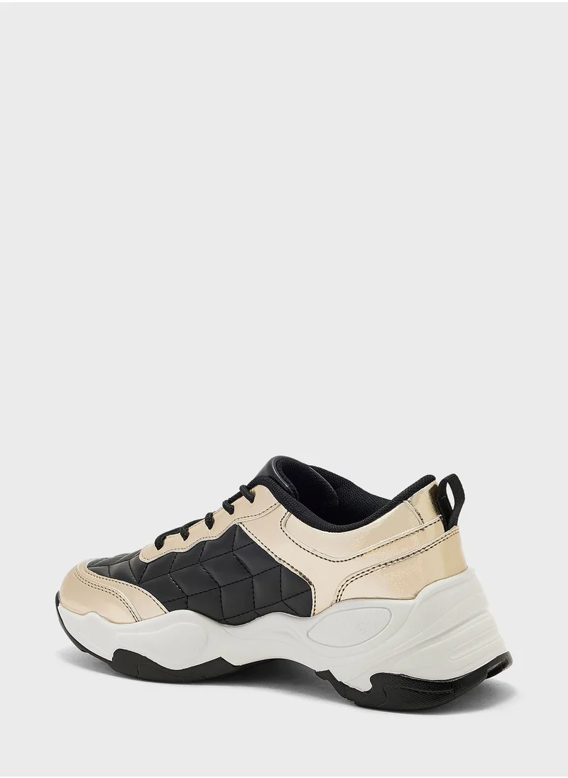 Ginger Diamond Print Metallic Detail Sneaker