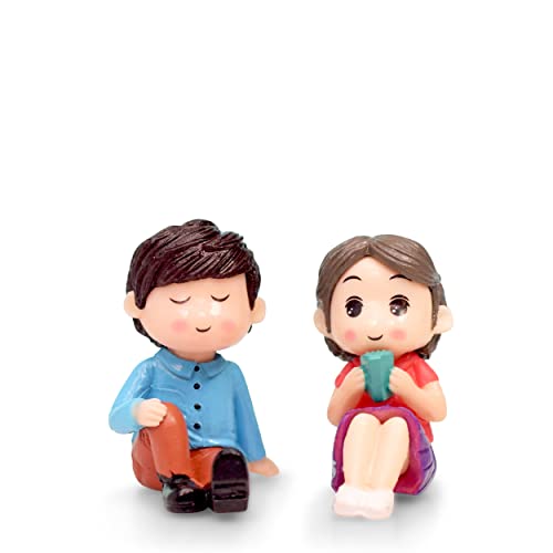 iDream Romantic Couple Resin Showpiece Miniatures for Couples, Boyfriend, Girlfriend, Husband or Wife (Blue & Red) - Image 1