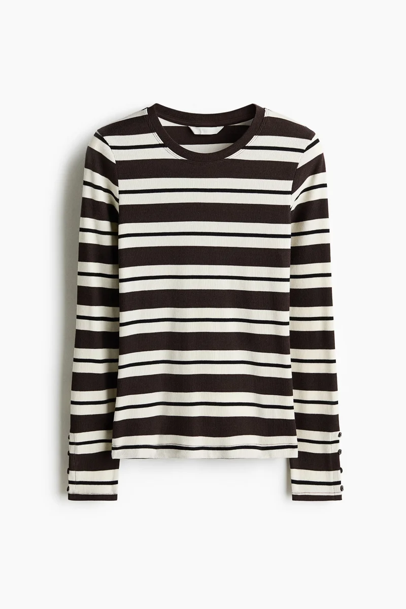 اتش اند ام بلوزة من خامة مرنة