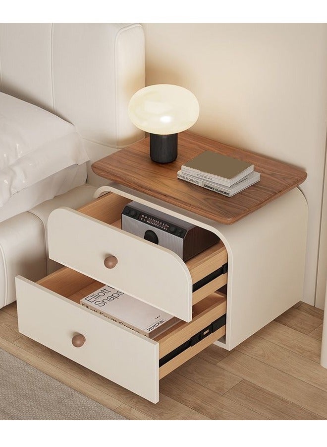 سي آند سي هوم طاولة سرير جانبية من الخشب الصلب بتصميم عصري متعدد الأغراض مع حافة مستديرة وتصميم بسيط ومغلفة بالجلد ودرجين وقاعدة من الخشب الصلب المتين وخزانة تخزين لغرفة المعيشة وغرفة النوم 50 × 40 × 50 سم - Image 2