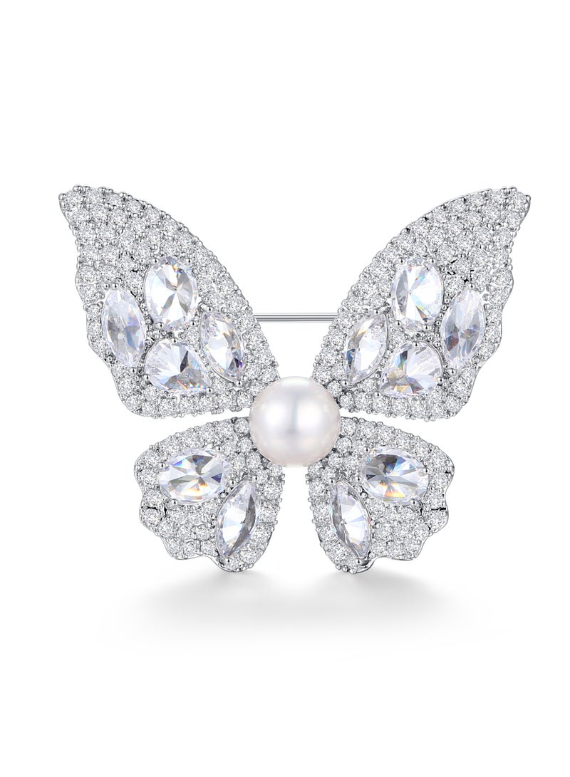 غَيْرُ مَألُوف دبوس فراشة من لؤلؤ الماء العذب الطبيعي - Image 1