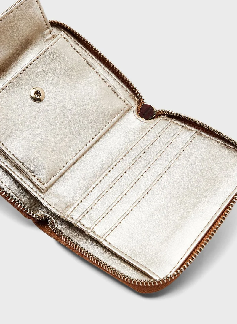 GUESS Laurel Small Zip-Around Wallet