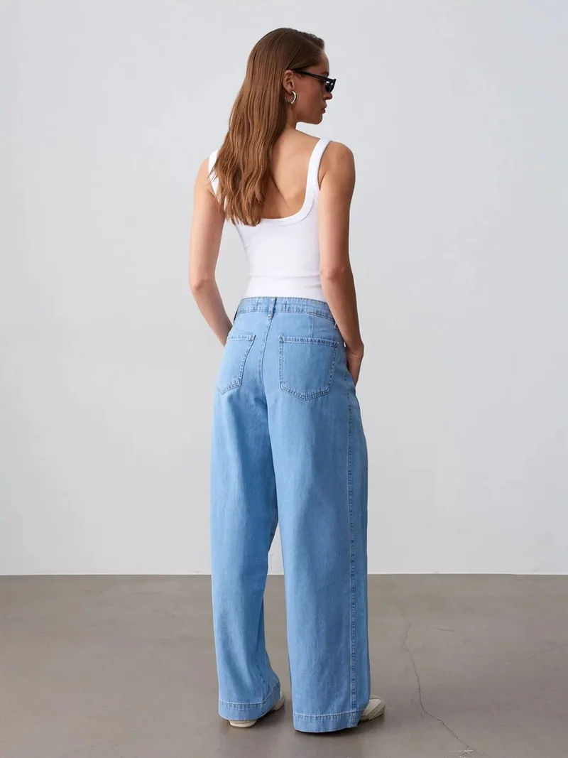 Dilvin Dilvin High-Waist Wide-Leg Cotton Denim Jeans