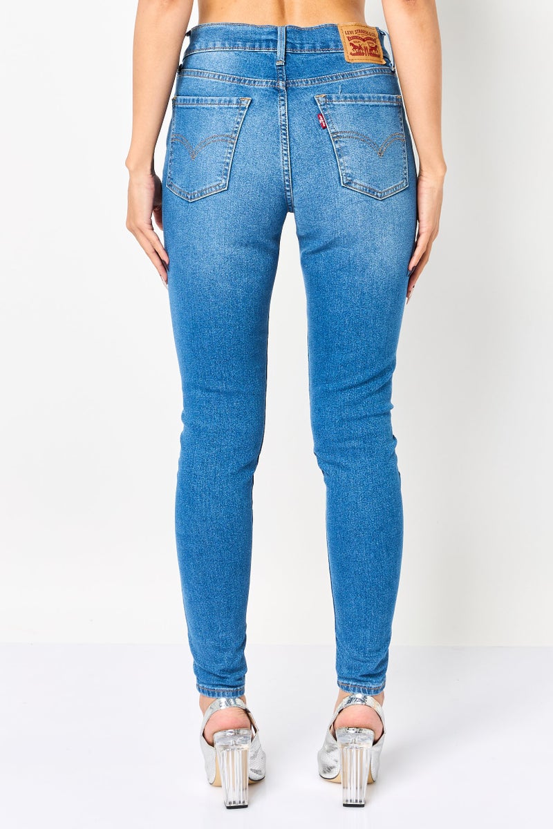 Levi's جينز ضيق للنساء، مغسول وقابل للتمدد، أزرق - Image 4