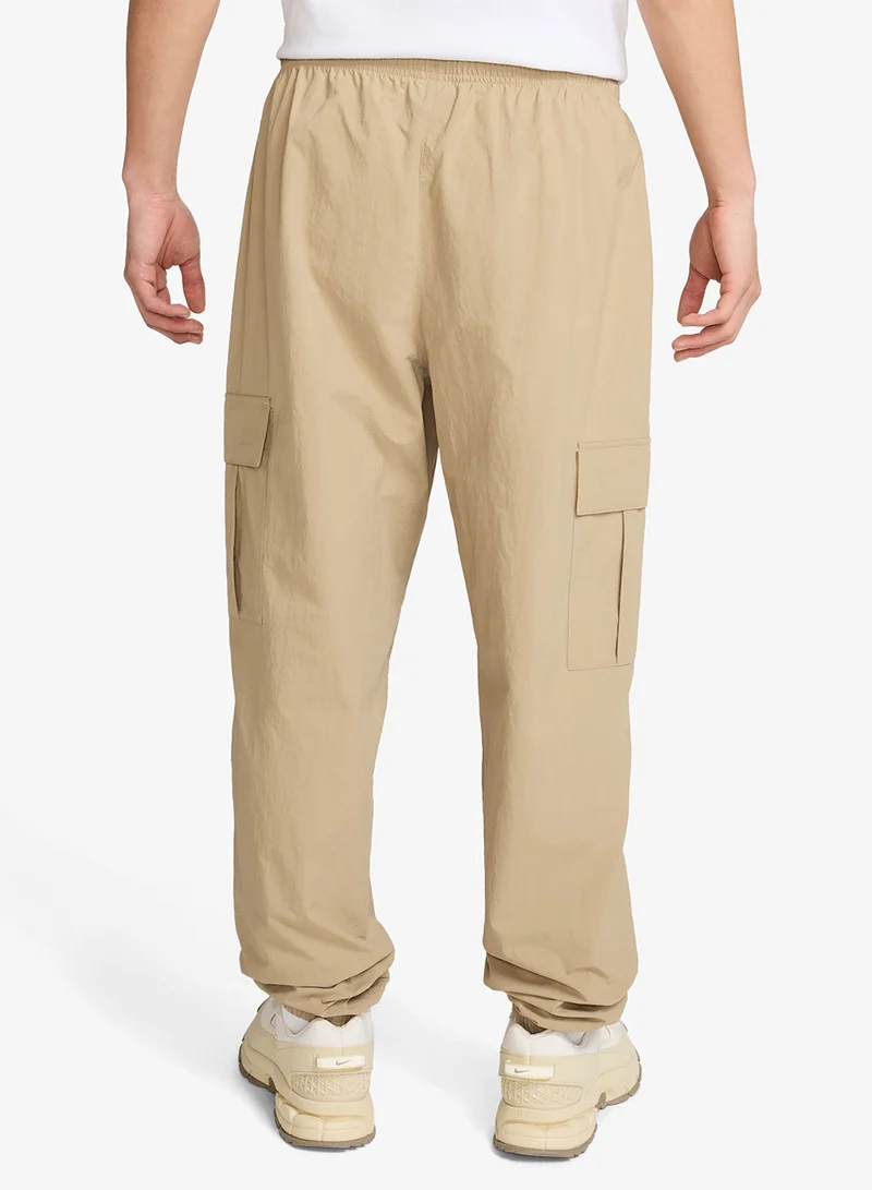Nike Club Woven Cargo Pants