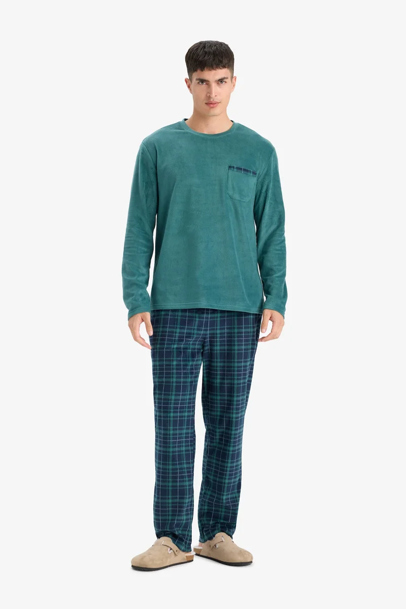 Fleece Long Sleeve Top Bottoms 2 Piece Pajama Set