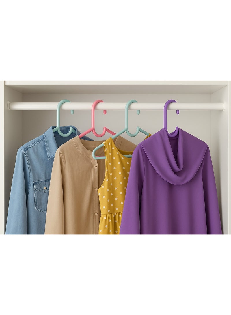 Set of 6 multi-colored plastic hangers - lightweight and suitable for everyday clothes - Model 6040  - Image 1