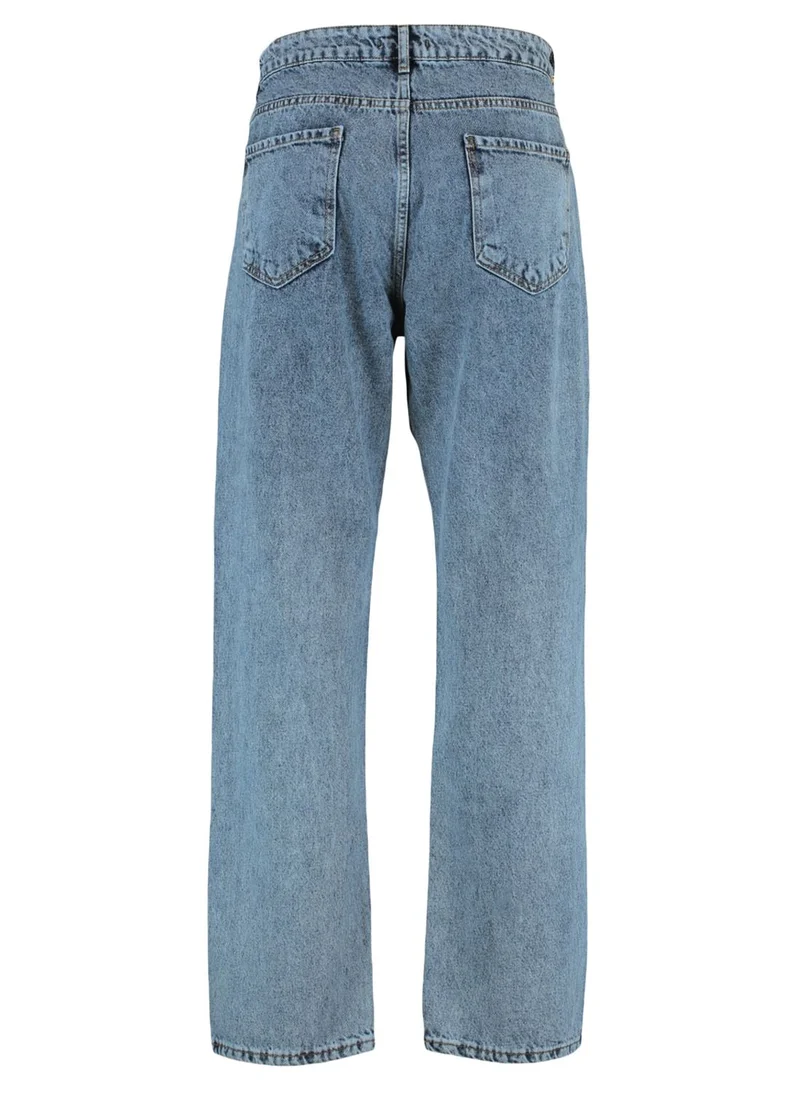 trendyol Light Wash Straight Fit Jeans