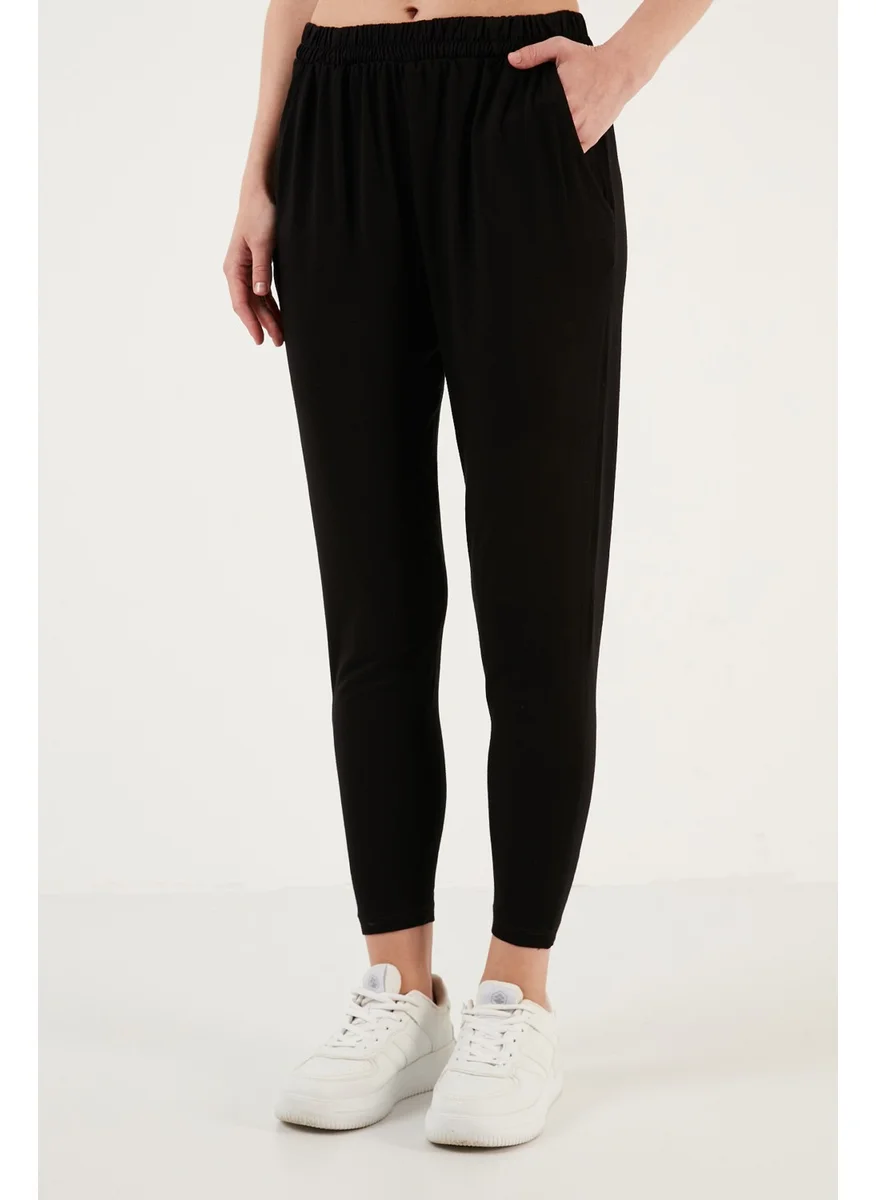 ليلا Relaxed Cut Pocketed Elastic Waist Banded Trousers Women's Trousers 5865026