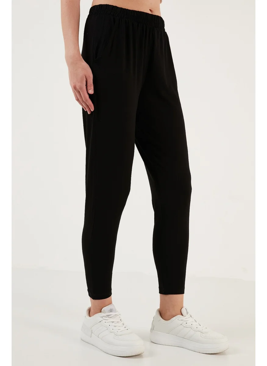 ليلا Relaxed Cut Pocketed Elastic Waist Banded Trousers Women's Trousers 5865026