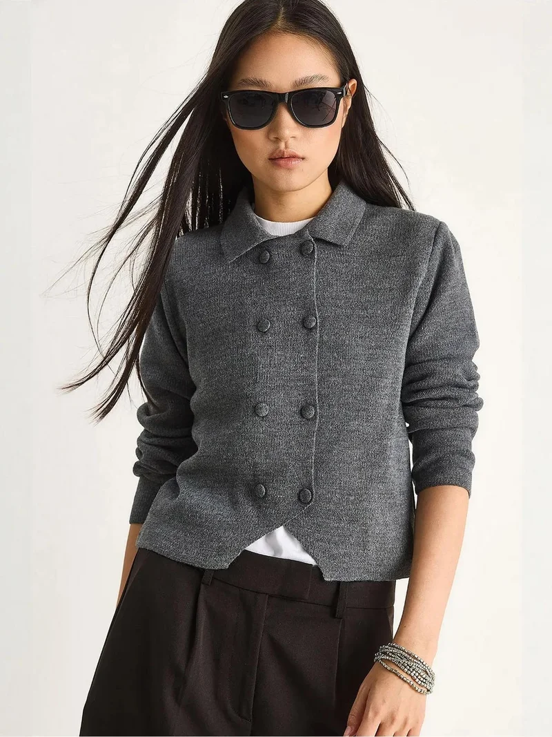 بيانكو لوتشي LUCCI Buttoned Cardigan