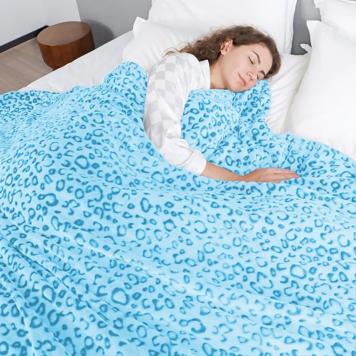 ZHIKU Blue Leopard Print Throw Blanket for Women, Ultra Soft Warm Cheetah Blanket, Fleece Throw for Bed Sofa Couch, Home Decor Living Room Bedroom Decor, Mothers Day Birthday Gifts for Mom Grandma, 50"x60" - Image 3