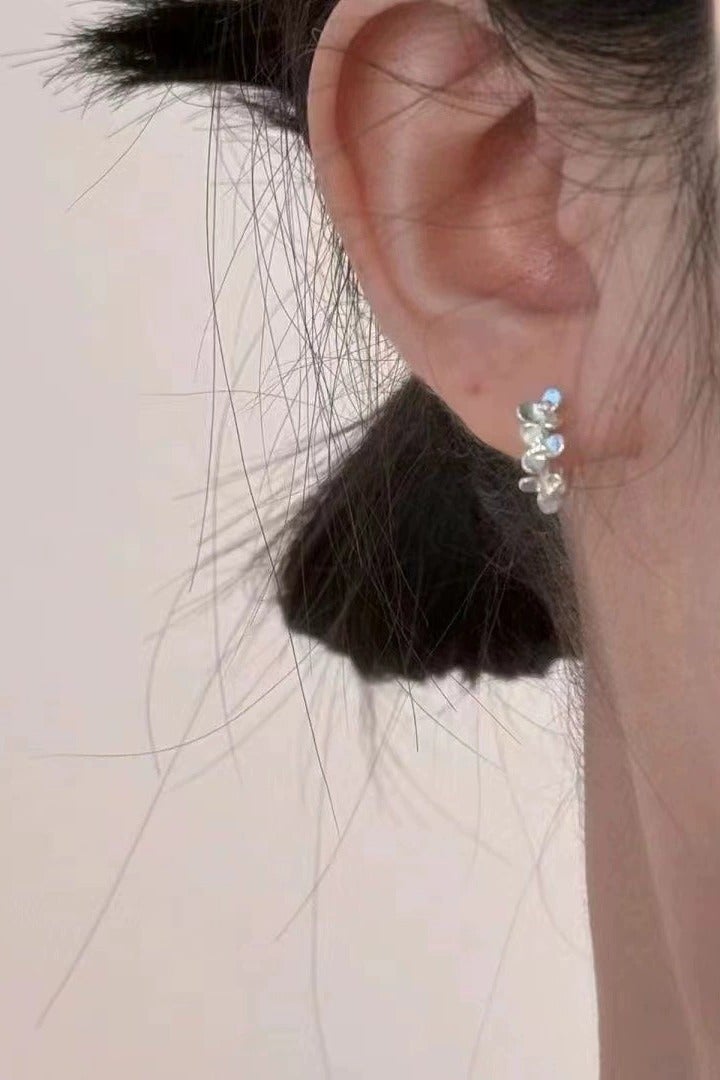 Goolsky 3D Flower Stud Earrings for Women – S925 Silver Clip-On Style, Elegant Petite Floral Design, High-End Minimalist Jewelry  - Image 2