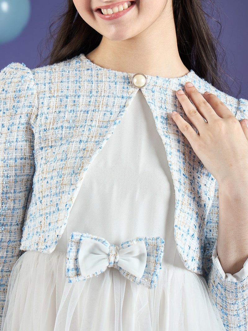 شيري أند جيري فستان بناتي "Fit and Flare" كاروهات أزرق وأبيض - نسيج التويد والشبكة (Mesh)، يضمن الأناقة والراحة. - Image 4