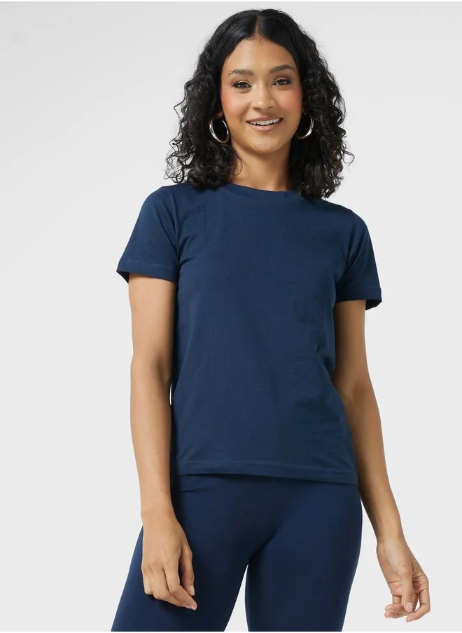 Ginger Basics Essential Crew Neck T-Shirt