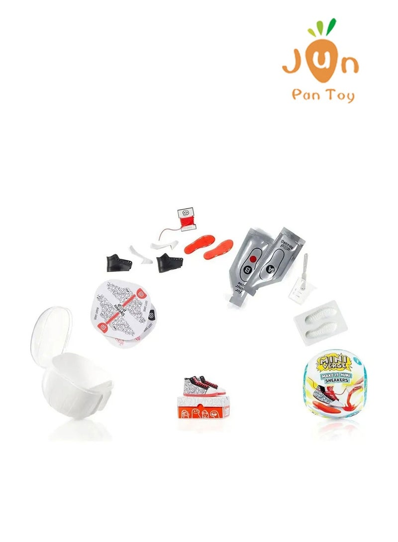 Miniverse Original MGA Mini Verse Make It Mini Sneakers لعبة كبسولة أعمى أحذية مصغرة يدوية قابلة للتجميع - Image 3