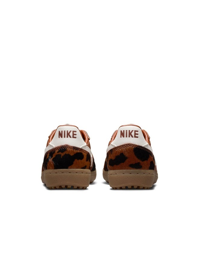 Nike Wmns Nike Field General Se Pnt Unisex Brown Low-Top Sneakers - Image 2
