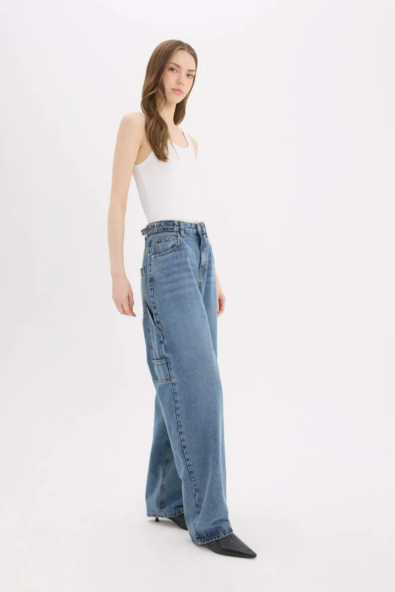 ديفاكتو Baggy Fit High Waist Straight Leg Long Jeans