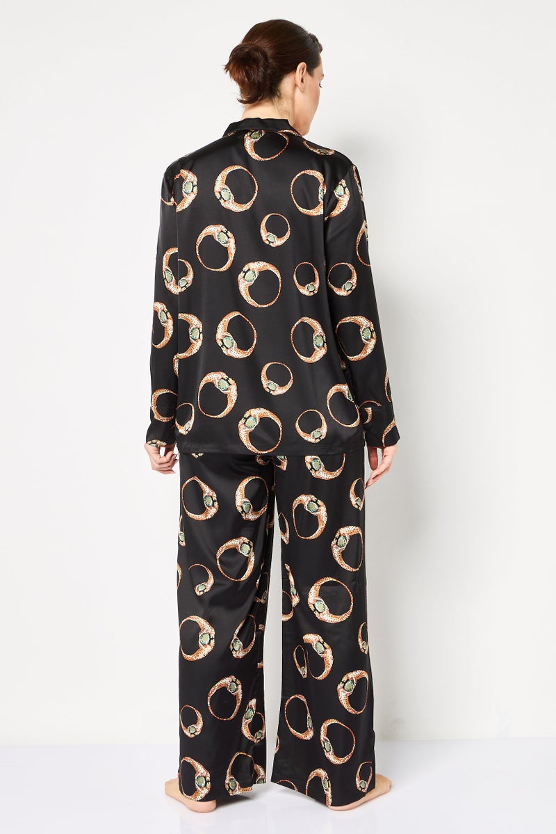 bebe Women 2 Pieces Allover Print Long Sleeves Nightwear Set, Multicolor - Image 4