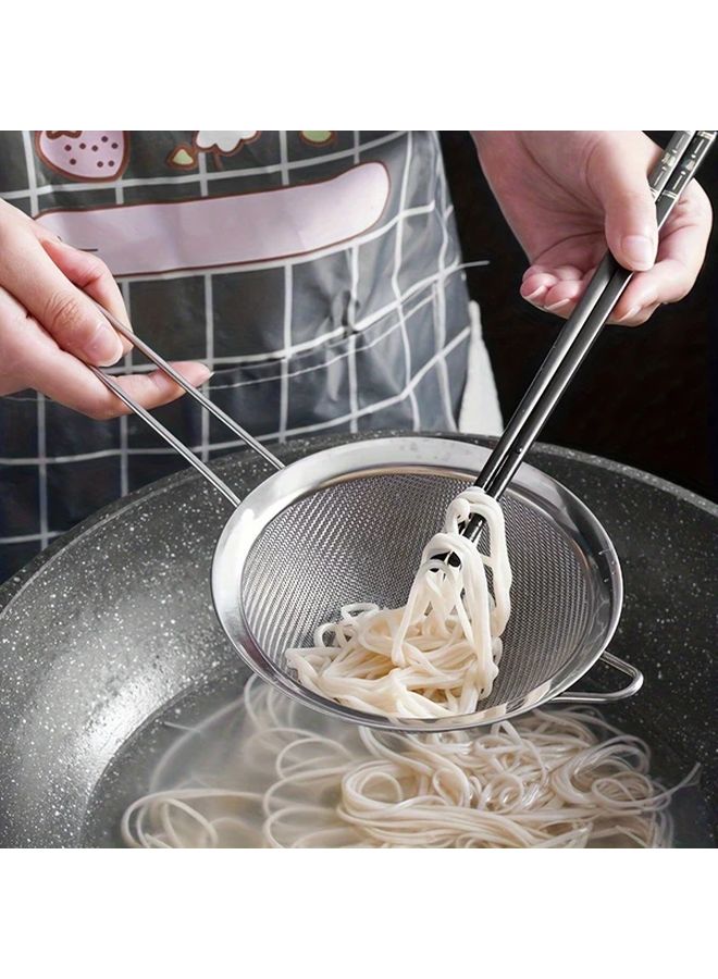 Small Size Stainless Steel Strainer Filter Sieve Oil Separator Spoon Foam Beater - Image 3