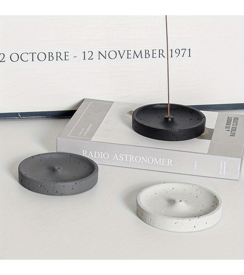 Black Cement Round Incense Holder Plate Modern Minimalist Desktop Decoration - Image 1