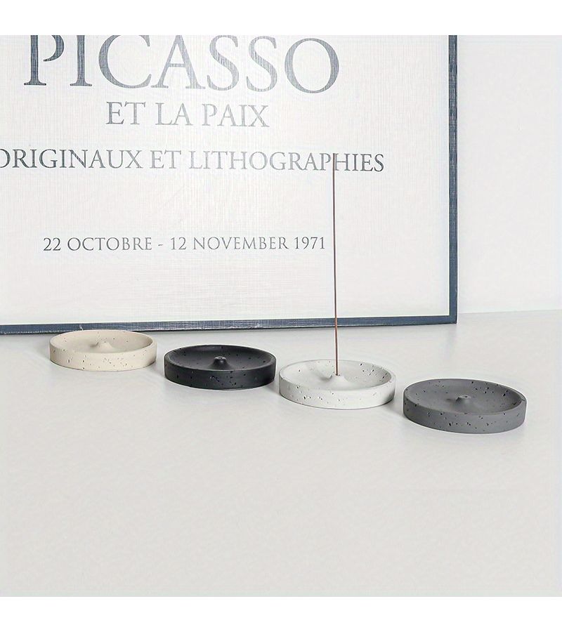Black Cement Round Incense Holder Plate Modern Minimalist Desktop Decoration - Image 4