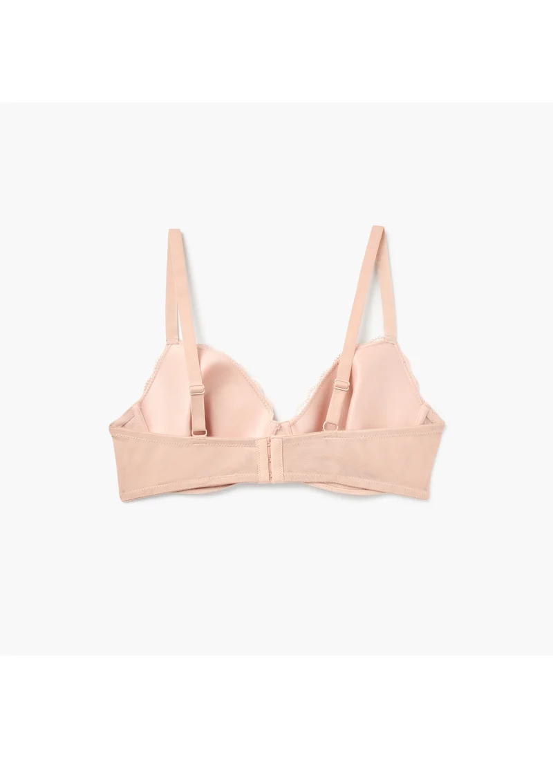 FAV Lace Detail Bra with Hook and Eye Closure