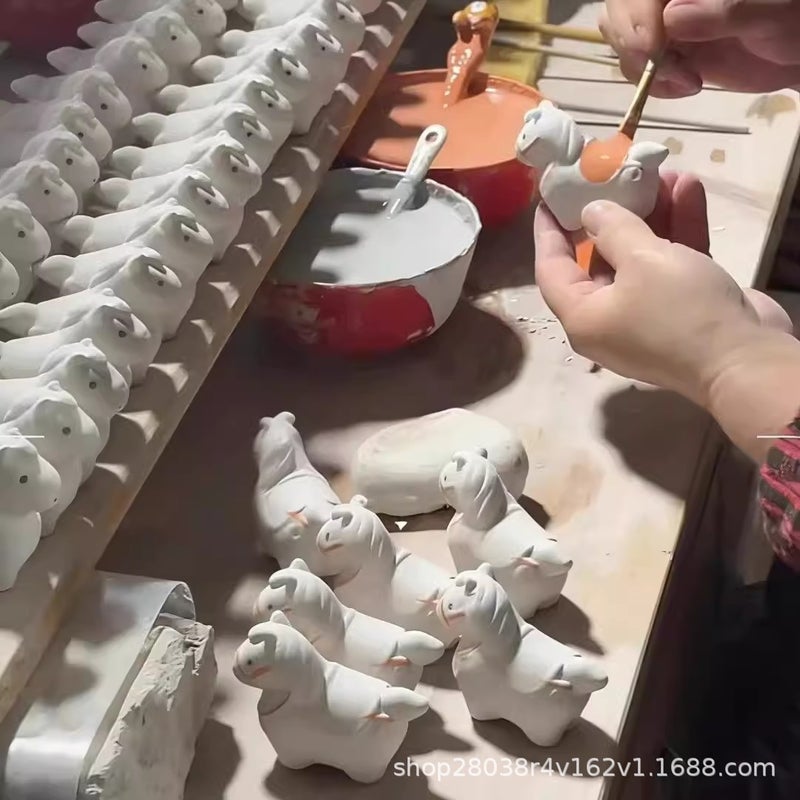 Jingdezhen Ceramic Spinning Horse Figurine - Image 3