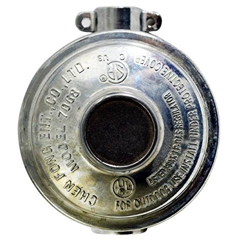 Mr. Heater F273767 Propane Low Pressure LP Regulator 1/4' female pipe thread inlet and a 3/8' female pipe thread outlet,Multicolored,Regular - Image 2