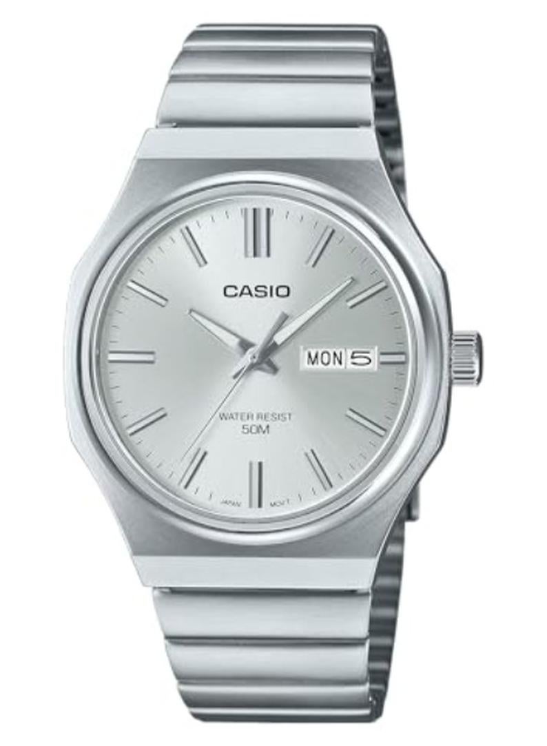 كاسيو MTP-E735D-7AVDF - ساعة كوارتز تناظرية من الفولاذ المقاوم للصدأ للرجال بخاصية عرض اليوم والتاريخ - Image 1