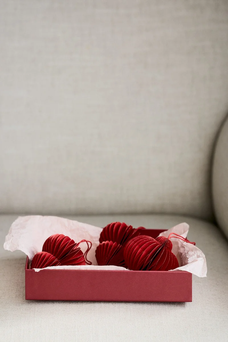 H&M 2-pack paper Christmas decorations