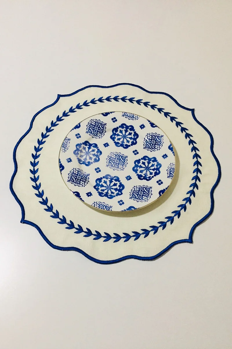 Nisahometeks 6 Pieces Embroidered Linen Placemat - Linen Plate