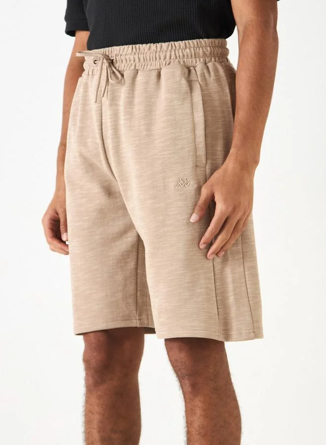 كابا شورت بارز الملمس برباط إغلاق وجيوب من كابا