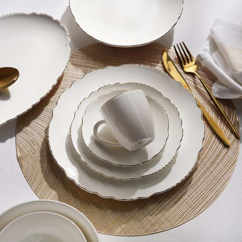 Pan Home Amari Scallop Porcelain Oval Platter - White - Image 3